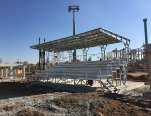 6 SIRALI YÜKSELTİLMİŞ PORTATİF TRİBÜN