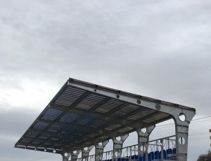 6 SIRALI YÜKSELTİLMİŞ PORTATİF TRİBÜN
