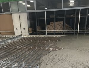 COMPOSITE STRUCTURE