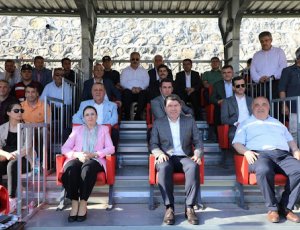 BARTIN YAZAN KÖYÜ 624 KİŞİLİK ÇELİK PORTATİF TRİBÜN