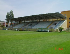 STADIUM ROOF