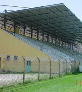 STADIUM ROOF